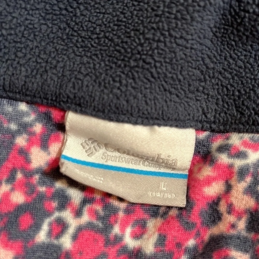 Columbia size large